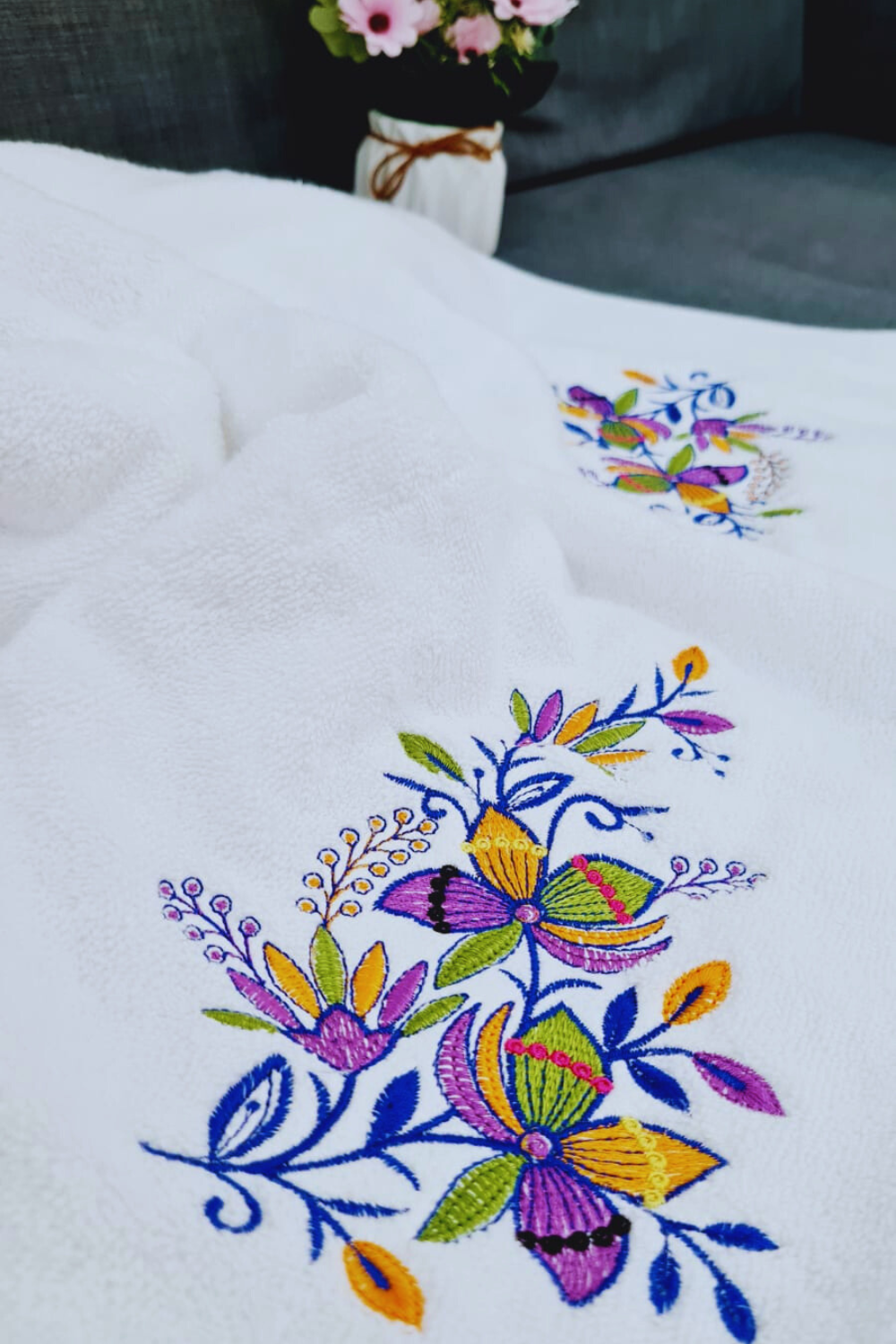 Floral Embroidered Bath Towel