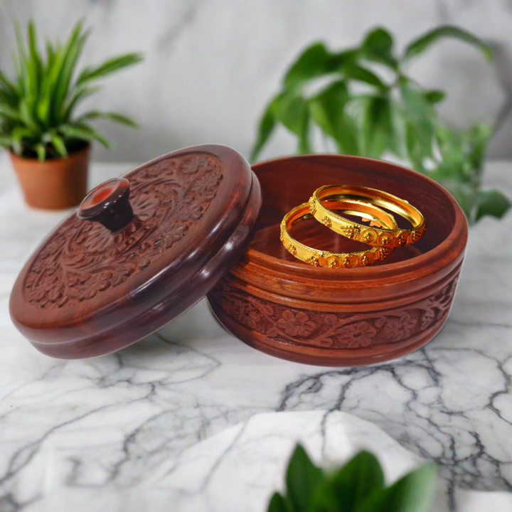 Rosewood Hand Carved Round Box, 13cm dia